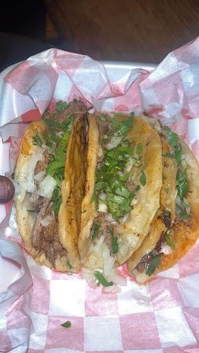 Speedy GL tacos and catering